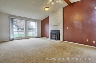 7311 SE Michael Dr in Milwaukie, OR - Building Photo - Building Photo