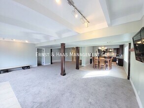 869 E Kallin Way in Long Beach, CA - Building Photo - Building Photo