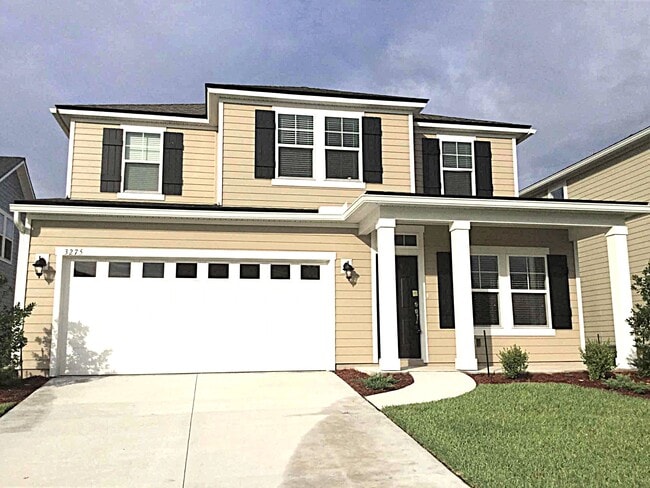 property at 3275 Roundabout Dr