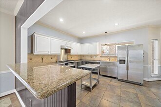 5718 Charlestown Colony Dr in Houston, TX - Building Photo - Building Photo