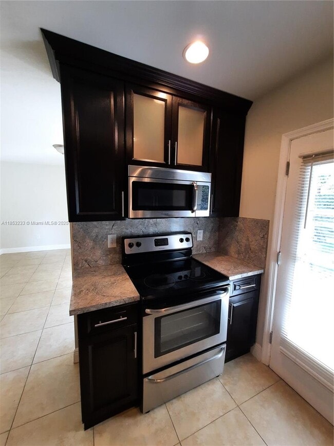 30 Phoenetia Ave in Coral Gables, FL - Building Photo - Building Photo