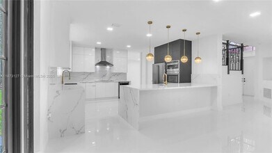 7545 SW 188th Ln in Cutler Bay, FL - Building Photo - Building Photo