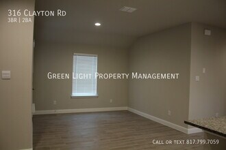 316 Clayton Rd in Burleson, TX - Building Photo - Building Photo