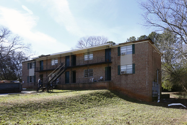 Glade Road Apartments in Forest Park, GA - Building Photo - Building Photo