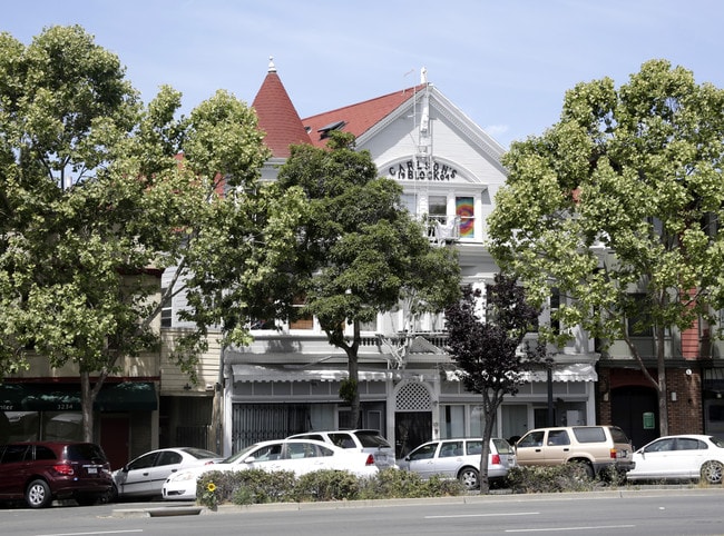 3228 Adeline St in Berkeley, CA - Building Photo - Building Photo