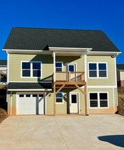 220 Oak Mdw Ln in Woodfin, NC - Building Photo - Building Photo