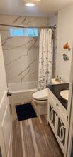 923 Las Juntas St, Unit 1 in Martinez, CA - Foto de edificio - Building Photo