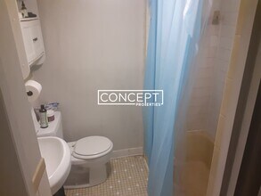 42 Lomasney Wy, Unit 1 in Boston, MA - Foto de edificio - Building Photo