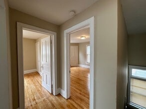 2724 N Murray Ave-Unit -2726-Upper in Milwaukee, WI - Building Photo - Building Photo