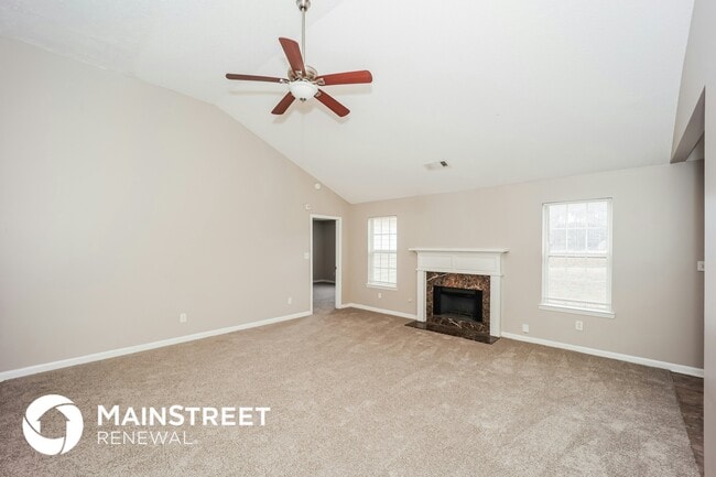 425 Buffington Dr in Union City, GA - Foto de edificio - Building Photo