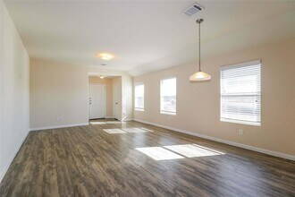 2414 Peterborough Way in Houston, TX - Building Photo - Building Photo