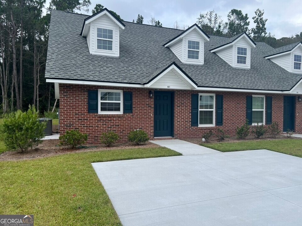 401 Madison Ave in St. Marys, GA - Building Photo