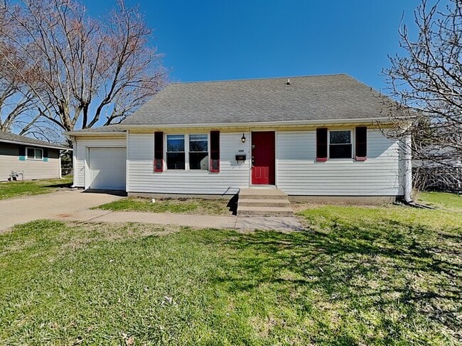 property at 1207 Greenfield Dr