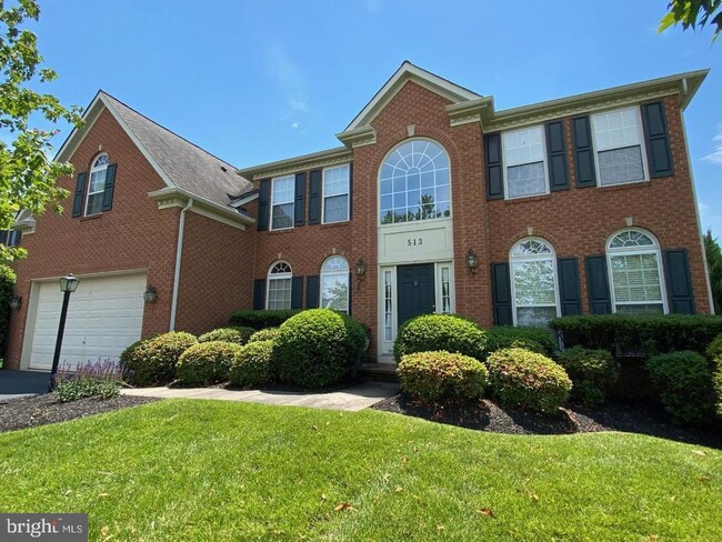 property at 513 Glenbrook Dr