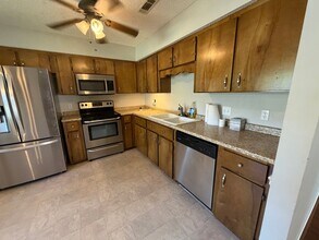 812 Ridgewood Way in Hinesville, GA - Building Photo - Building Photo