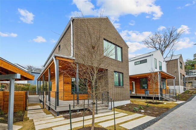 900 S 2nd St in Austin, TX - Building Photo - Building Photo