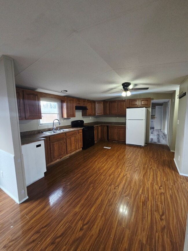 property at 529 Constitution Dr