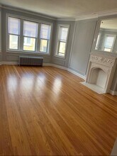 1220 W Pratt Blvd in Chicago, IL - Building Photo - Building Photo