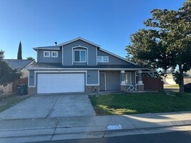 2408 Napoleon St in Stockton, CA - Building Photo