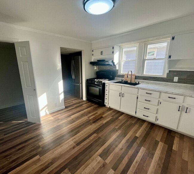 836 Pine St in East Alton, IL - Building Photo - Building Photo