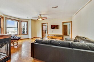 838 N State St in Chicago, IL - Building Photo - Building Photo