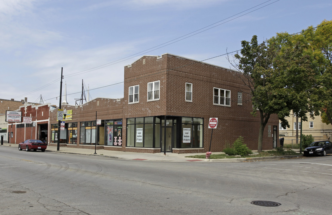 3034-3040 W Montrose Ave in Chicago, IL - Building Photo