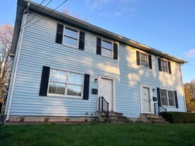 419 Frey Ave, Unit 419 in Vestal, NY - Building Photo