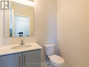 1470 Davis Lp in Innisfil, ON - Building Photo - Building Photo