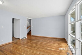 704 Carlsbad Rd in Cincinnati, OH - Building Photo - Building Photo