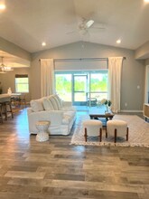 13480 Trascoro Ln in Port Charlotte, FL - Foto de edificio - Building Photo