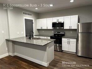 911 Goodfellow Blvd in St. Louis, MO - Building Photo - Building Photo