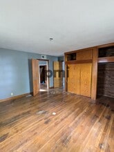 600 E Jefferson Pl in Nason, IL - Building Photo - Building Photo