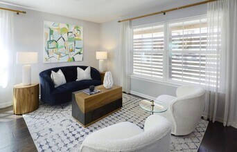 10282 Vinemont St in Dallas, TX - Building Photo - Building Photo