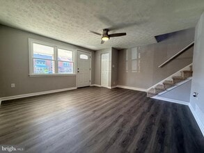 2021 Kelmore Rd in Dundalk, MD - Building Photo - Building Photo