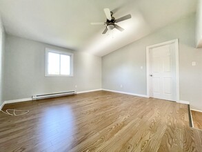 13 Afton Ave in Welland, ON - Building Photo - Building Photo