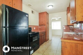 5011 W State Ave in Glendale, AZ - Building Photo - Building Photo