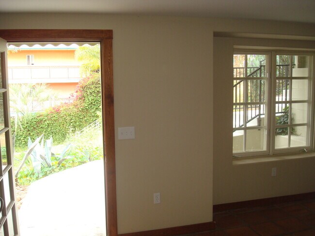 2541-2543 Broadway in San Diego, CA - Building Photo - Building Photo