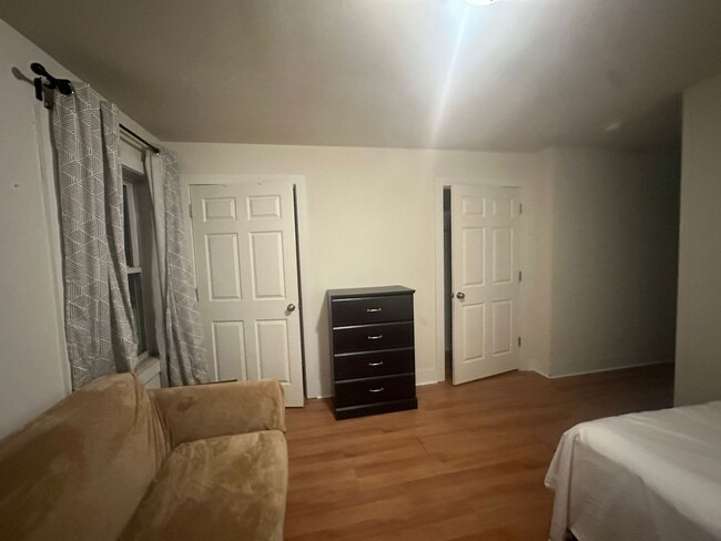 4306 Wallace St in Philadelphia, PA - Building Photo - Building Photo