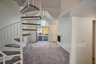26941 Rainbow Glen Dr in Santa Clarita, CA - Building Photo - Building Photo