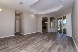 3347 Bayshore Ct in Spring Hill, FL - Building Photo - Building Photo