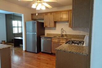 945 Fieldstone Ct in Schaumburg, IL - Building Photo - Building Photo