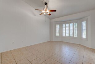 2079 Poppywood Ave in Henderson, NV - Building Photo