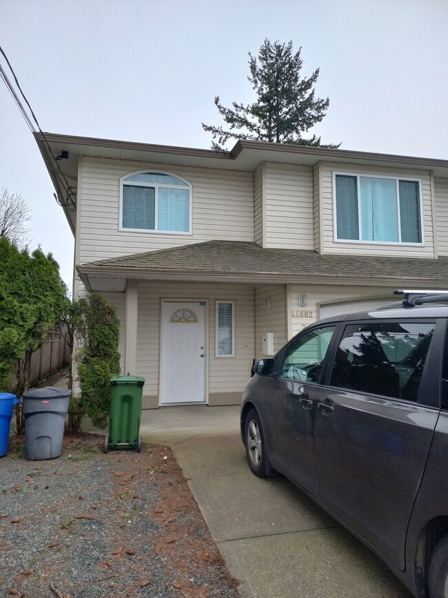 property at 45682 Reece Av