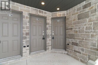 85 Mullin Dr in Guelph, ON - Building Photo - Building Photo