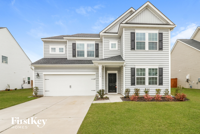 134 Stagecoach Ave in Summerville, SC - Building Photo