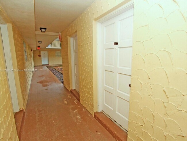 8650 SW 109th Ave, Unit 3117 in Miami, FL - Building Photo - Building Photo