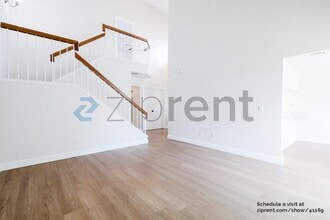 1243 Andalusia Dr in Sacramento, CA - Building Photo - Building Photo