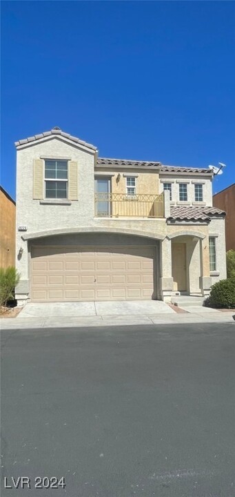 9226 Hollander Ave in Las Vegas, NV - Building Photo