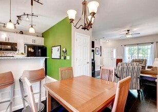 1610 S Danube Way in Aurora, CO - Foto de edificio - Building Photo