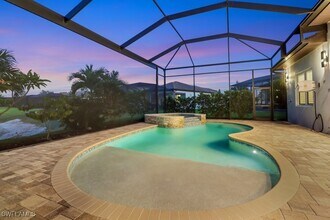 3721 Sapphire Cv Cir in Naples, FL - Building Photo - Building Photo